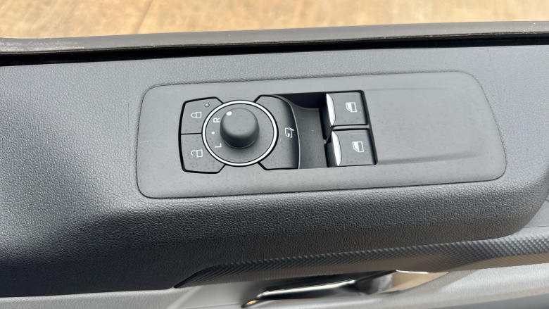 Ford Transit Custom 280 L1 Diesel Fwd 2.0 EcoBlue 110ps H1 Van Leader